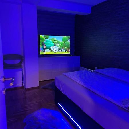 Apartman City Center 3-Setaliste ปรีเยดอร์ ภายนอก รูปภาพ