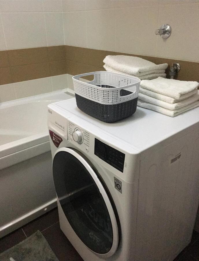 Apartman City Center 3-Setaliste ปรีเยดอร์ ภายนอก รูปภาพ
