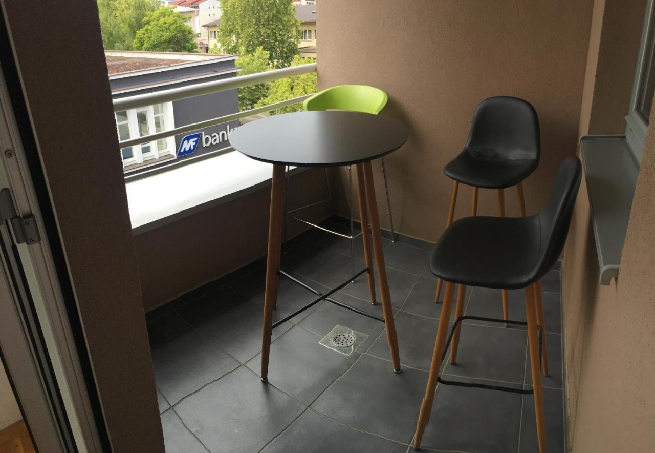 Apartman City Center 3-Setaliste ปรีเยดอร์ ภายนอก รูปภาพ